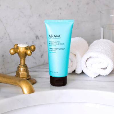 AHAVA Deadsea Water Mineral Hand Cream Sea-Kissed Krem do rąk dla kobiet 100 ml