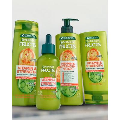 Garnier Fructis Vitamin &amp; Strength Reinforcing Shampoo Szampon do włosów dla kobiet 250 ml