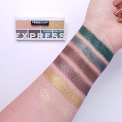 Revolution Relove Colour Play Shadow Palette Cienie do powiek dla kobiet 5,2 g Odcień Express