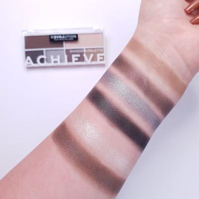 Revolution Relove Colour Play Shadow Palette Cienie do powiek dla kobiet 5,2 g Odcień Achieve