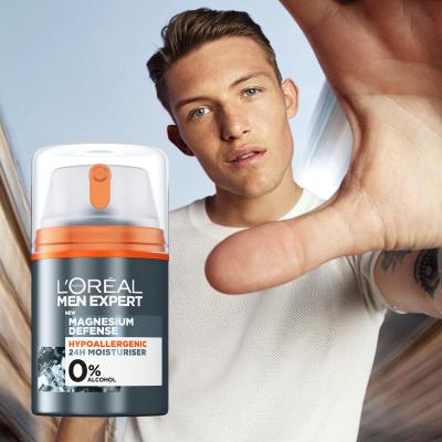 L&#039;Oréal Paris Men Expert Magnesium Defence Zestaw Krem do twarzy na dzień 50 ml + dezodorant 150 ml + żel pod prysznic 300 ml