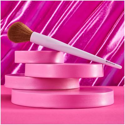 Essence Brush Blush &amp; Highlighter Brush Pędzel do makijażu dla kobiet 1 szt