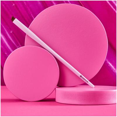 Essence Brush Eyeliner Brush Pędzel do makijażu dla kobiet 1 szt