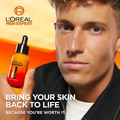 L&#039;Oréal Paris Men Expert Hydra Energetic Vitamin C Shot Serum Serum do twarzy dla mężczyzn 30 ml