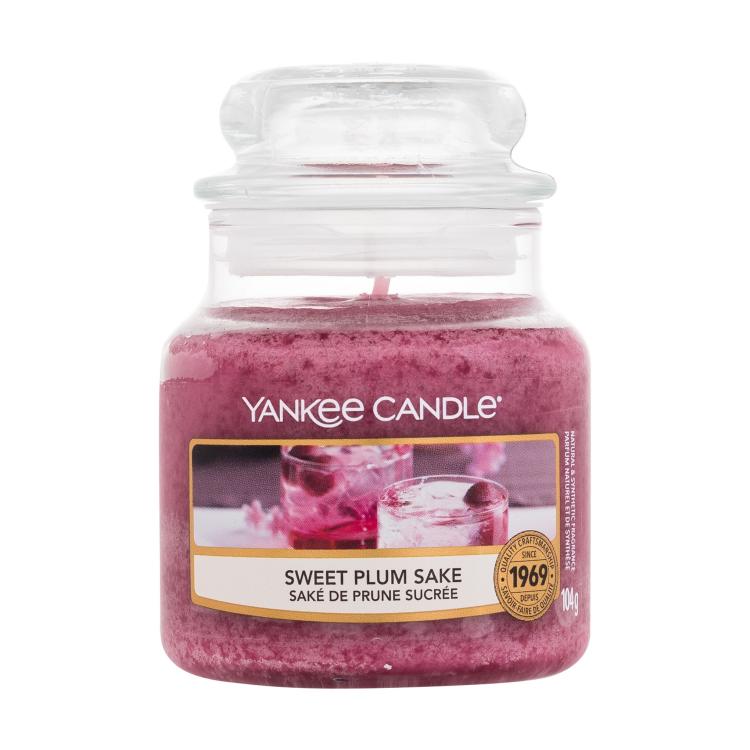 Yankee Candle Sweet Plum Sake Świeczka zapachowa 104 g